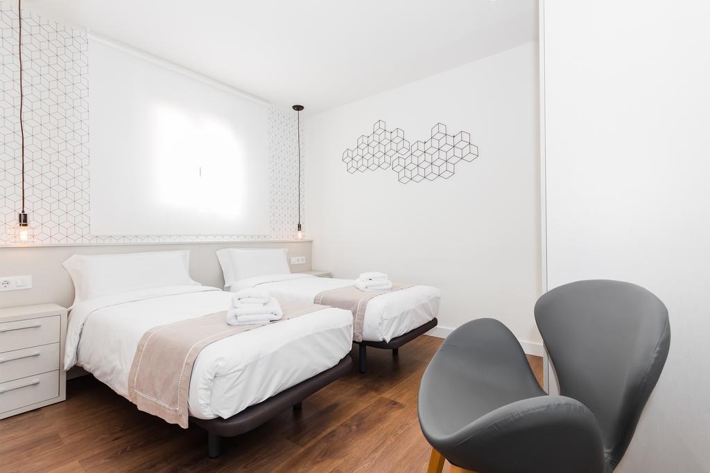 Barcelona Apartments Marina 124 Buitenkant foto